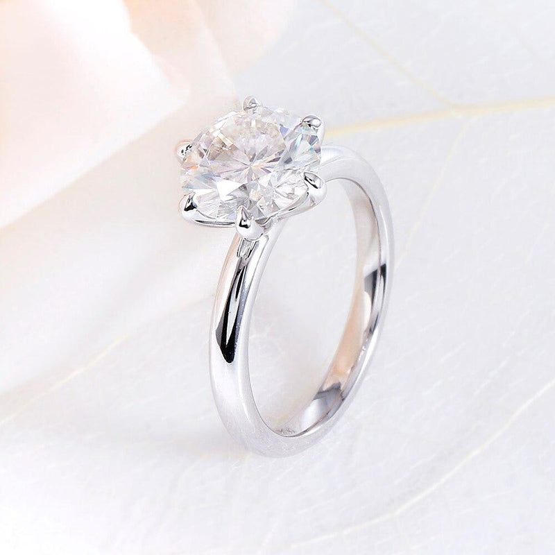 1.50ct Round Cut Moissanite Engagement Ring, Available in White Gold or Platinum