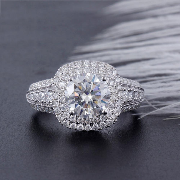 2.00ct Round Cut Moissanite Engagement Ring, Available in White Gold or Platinum